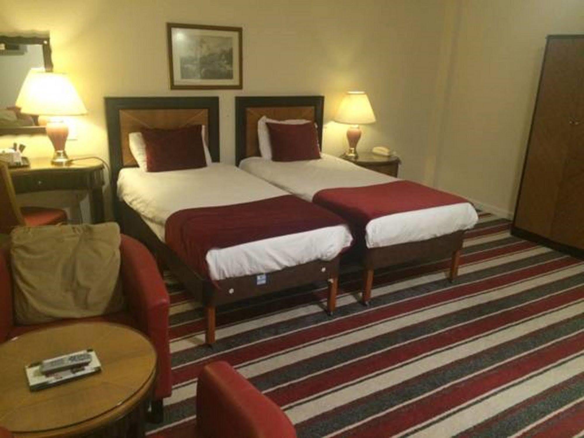 Britannia Bournemouth Hotel Екстериор снимка